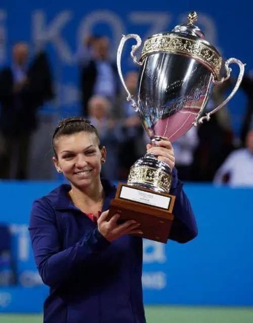 Simona Halep se iubește cu un milionar cu 25 de ani mai în vârstă! Imaginile momentului cu cei doi amorezi