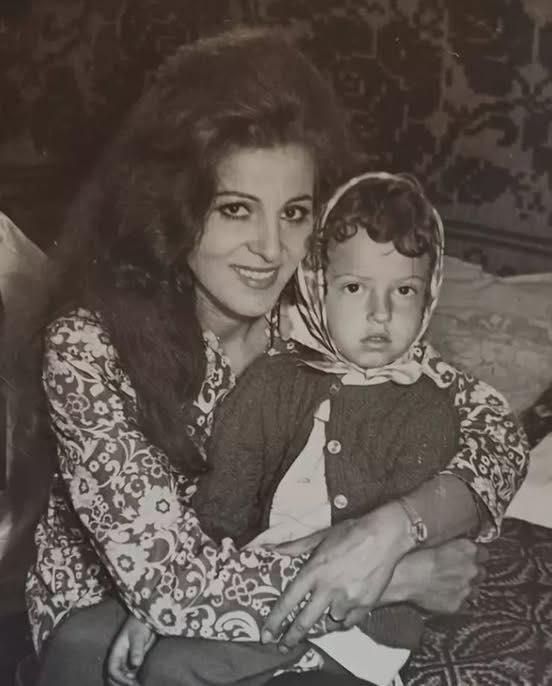 O recunoști? Este una dintre cele mai iubite artiste din țara noastră și are o căsnicie fericită, care durează de 50 de ani, dar puțini știu cine a fost marea ei dragoste