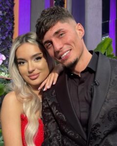 Dorobanțu pune deja piciorul în prag în relația cu Naomi