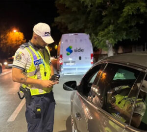 Amendă usturătoare pentru șoferii români! Obiectul banal pe care mulți îl uită acasă și ajung să plătească scump: