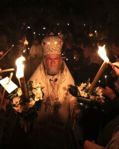 Știre de ultim moment! Lumina Sfântă de la Ierusalim nu…