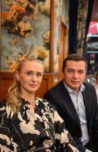 Cine este Mihaela Grindeanu, soția lui Sorin Grindeanu: carieră solidă, familie discretă și reacție fermă în fața zvonurilor
