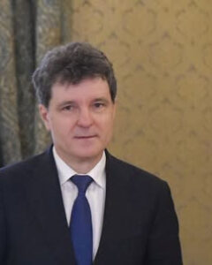 Nimeni nu se aștepta la asta! Primul nume apărut pentru postul de premier după consultările de la Cotroceni a încins internetul