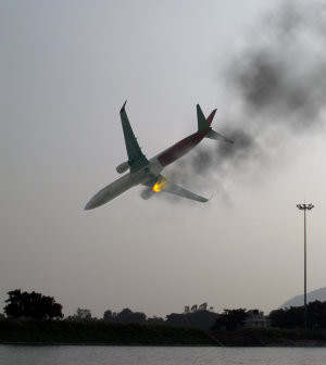 Momente critice pentru un avion cu 101 oameni la bord! Incident grav în timpul aterizării la Bacău