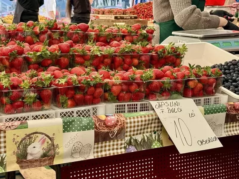 Cum recunoști căpșunile bune și cât mai puțin tratate. Trucuri simple care te ajută să alegi fructe de calitate
