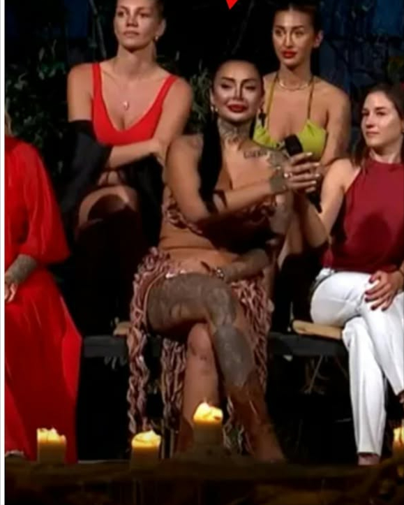 A confundat Survivor cu Insula Iubirii? Cum a apărut Naba Salem în finala de la Antena 1. Toate privirile s-au întors către ea