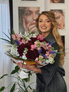 „Sunt binecuvântată” La câteva luni de la divorț, Codruța Filip a anunțat că este…